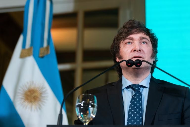 Javier Milei regresó a la Argentina en medio de la tensión con Victoria Villarruel y las expectativas sobre lo que sucederá en el Congreso