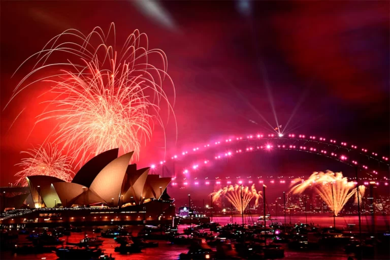 Nueva Zelanda y Australia ya recibieron el 2025 con un gran espectáculo de fuegos artificiales