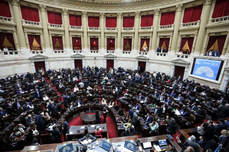 El Gobierno negocia con el Congreso y define si el viernes llama a sesiones extraordinarias