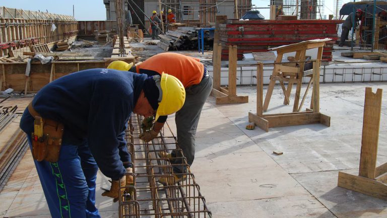 Anatomía del mercado laboral: cuándo se recuperarían todos los trabajos formales perdidos en los últimos dos años