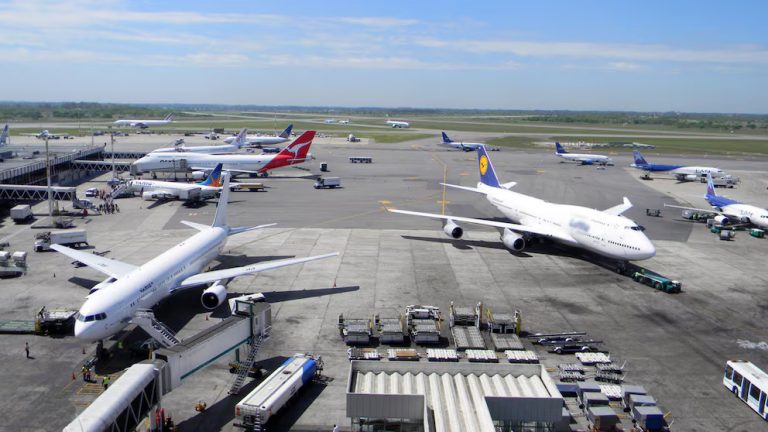 Actualizaron las regulaciones de aviación para cumplir con los estándares internacionales