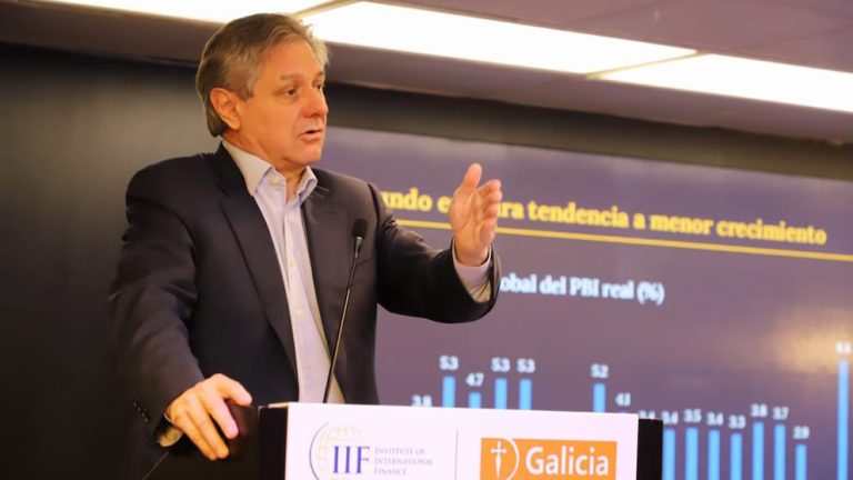 Fuerte mensaje del Gobierno a empresarios: “No apuesten a que una devaluación los va a salvar”