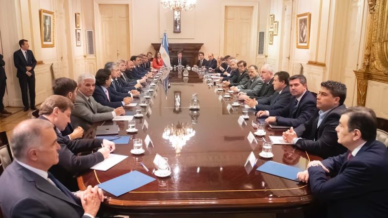 El Gobierno espera la ventana política que le permita retomar el diálogo con los envalentonados gobernadores