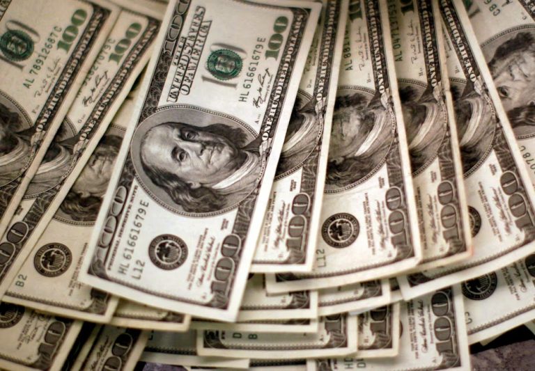 El mercado espera para hoy una rueda intensa por el vencimiento de los contratos de dólar futuro