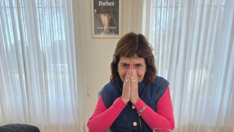 Milei subió una foto desayunando con Bullrich y crecen los rumores de su candidatura a senadora para octubre