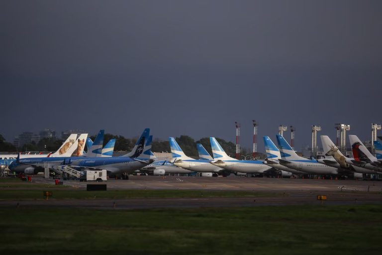 Cerraron Aeroparque por la niebla que afecta a la ciudad de Buenos Aires y otras cinco provincias