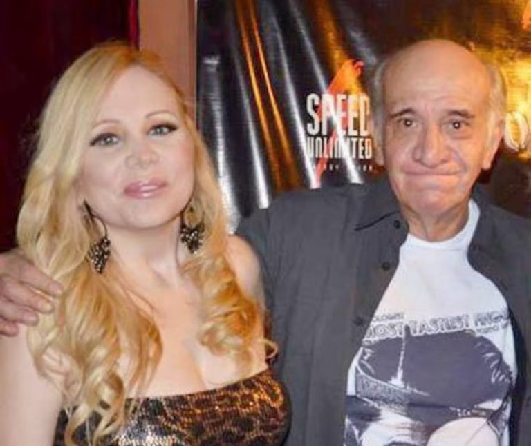 Las memorias íntimas de una ex reina del cine porno: de sus inicios en videochats a las fiestas con sexo en vivo