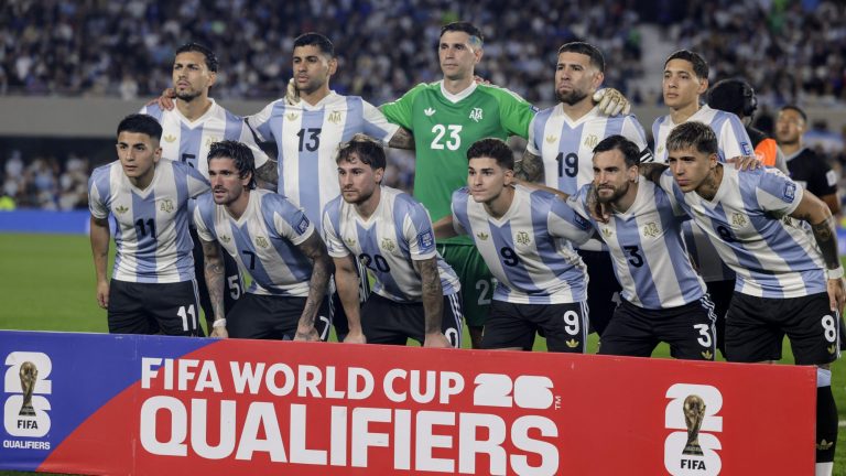 Argentina continúa como líder del Ranking FIFA y quedó a un paso de alcanzar un récord de España