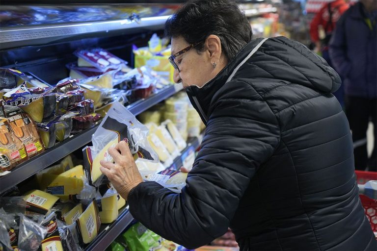 Los datos oficiales refuerzan la imagen de un consumo masivo que no levanta cabeza