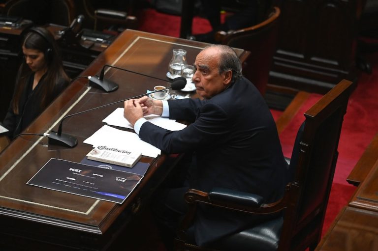 Francos expone en Diputados bajo presión por las denuncias de corrupción en la ANDIS y la crisis del fentanilo