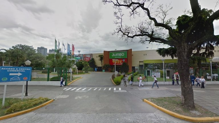 Subastan el predio de uno de los shoppings más conocidos del barrio de Palermo y hay dudas sobre su continuidad