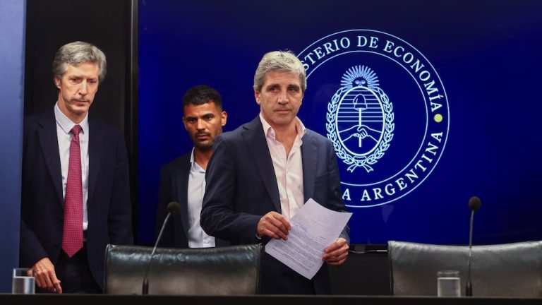 Mega licitación: el Gobierno afronta un test clave ante el mercado y necesita reducir las tasas de interés