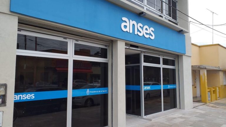 Cuándo se cobran las Pensiones No Contributivas de ANSES en agosto 2025