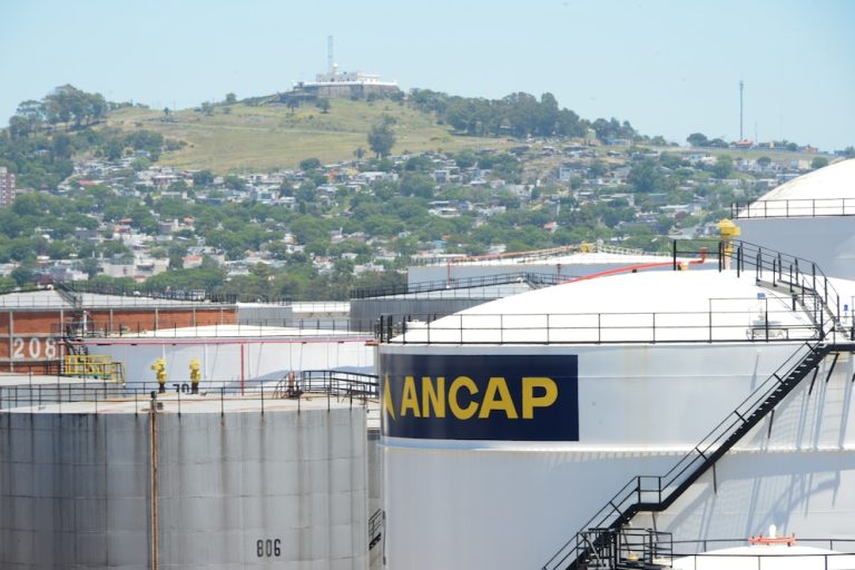 Uruguay avanza en su proyecto para buscar petróleo en la costa marítima