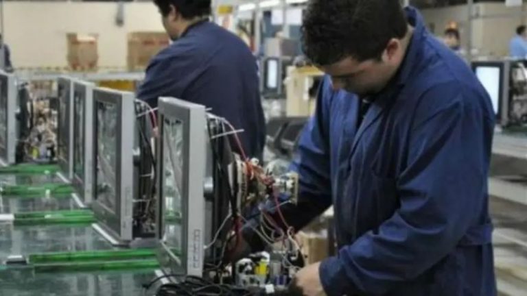 Cómo comprar celulares y televisores más baratos desde Tierra del Fuego y recibirlos a domicilio: precios, pasos y claves