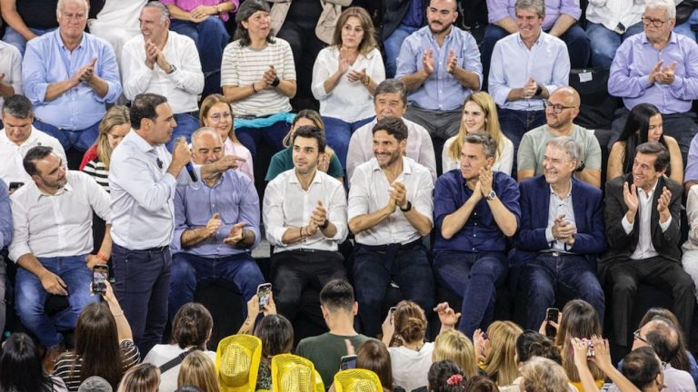 Los gobernadores del centro se entusiasman con el triunfo de Valdés y ya piensan en un armado nacional