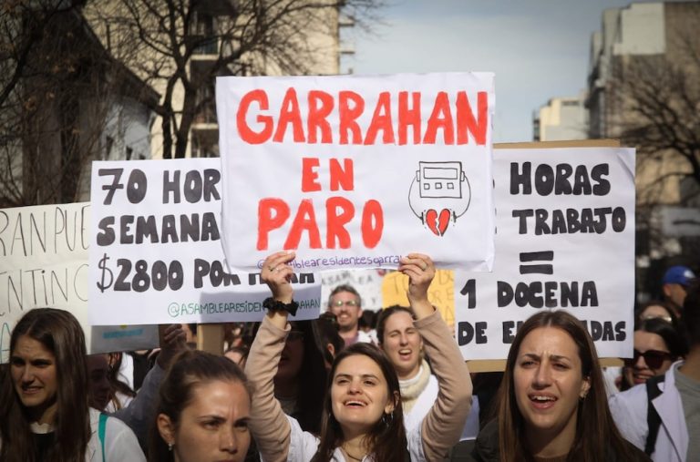 Comenzó el paro en el Hospital Garrahan pese al anuncio del bono que otorgará el Gobierno