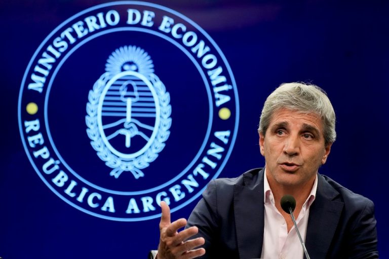 Dólar: qué poder de fuego tiene el Gobierno para afrontar una nueva semana de tensiones cambiarias