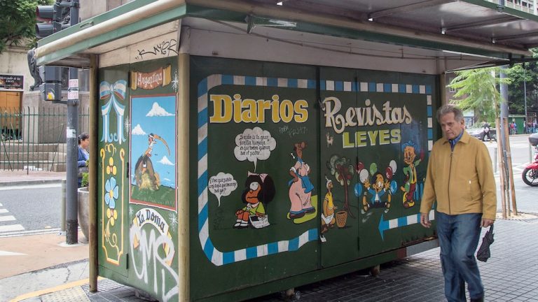 Nuevas funciones para los kioscos de diarios: cómo será su reconversión y qué servicios van a ofrecer