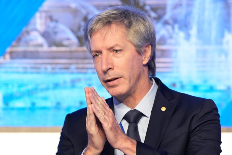 El BCRA comenzó la intervención directa sobre el dólar y el mercado evalúa hasta dónde llega su poder de fuego