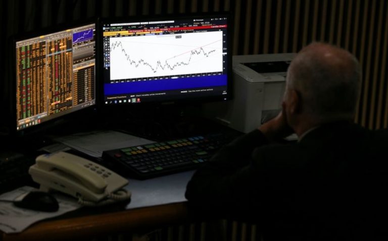 La brecha cambiaria roza el 10% y es la mayor desde abril tras la suba de los dólares financieros y el blue