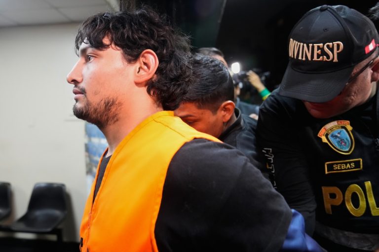 Triple femicidio narco, en vivo: el ladero de “Pequeño J” llegará esta noche a Buenos Aires