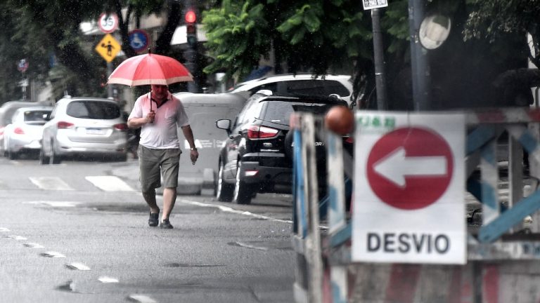 Tormentas y temperaturas cercanas a los 30 grados: cómo estará el tiempo en Buenos Aires el fin de semana